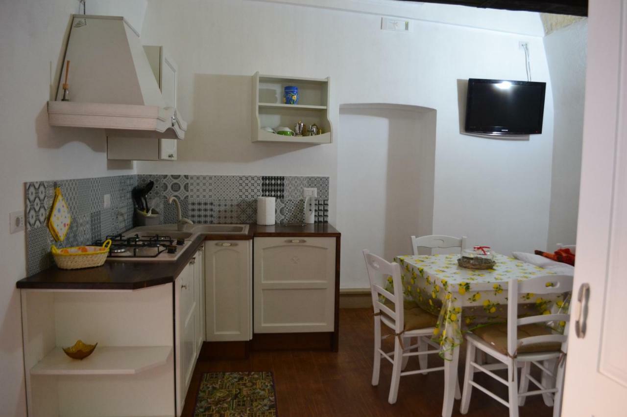 Le Case Di Titina Βίλα Mottola Εξωτερικό φωτογραφία